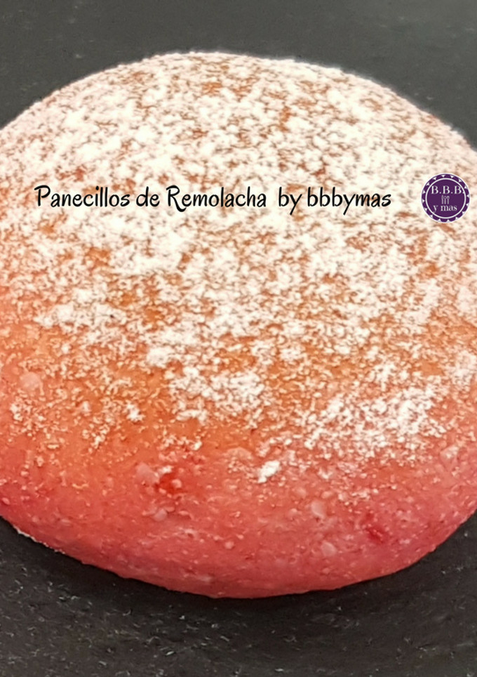 Una foto de Panecillos de Remolacha