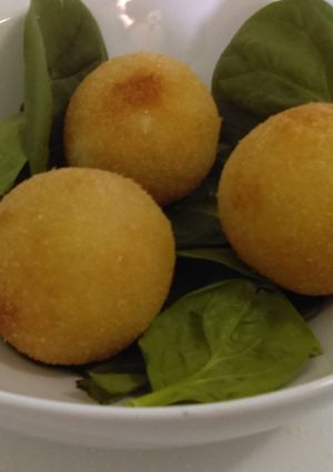 Una foto de Papas Rellenas de jamón y queso