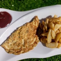 A picture of Chips & egg.