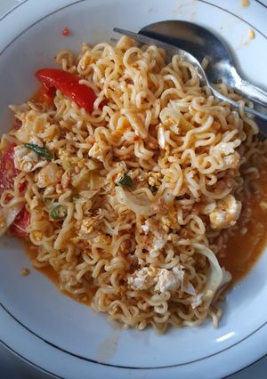 Foto resep Mie nyemek pedas ala Bunda Devy