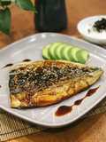 Cá saba nướng teriyaki