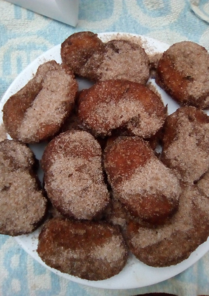 Una foto de - Torrijas de Leche con azúcar y canela-