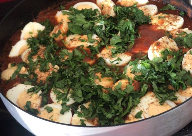 Step-by-Step Guide to Make Quick Egg Curry