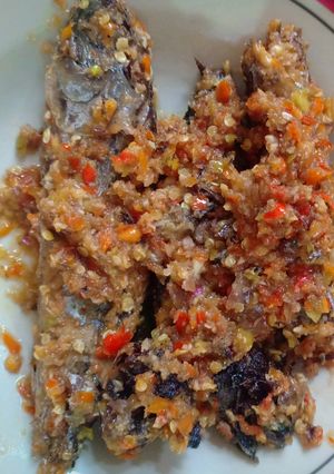 Foto resep Ikan pindang bumbu pedas by apri