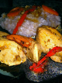 Una foto de Pollo a la cacerola con verduras