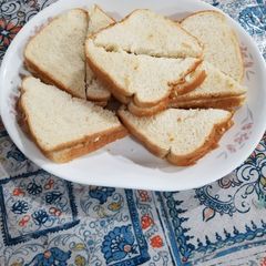 A picture of Chicken egg sandwiches.