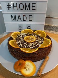 Una foto de Bizcocho de calabaza 🎃, zanahoria 🥕y naranja 🍊