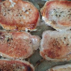 A picture of Beer basted Pork Loin chops.
