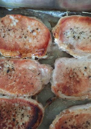 A picture of Beer basted Pork Loin chops.