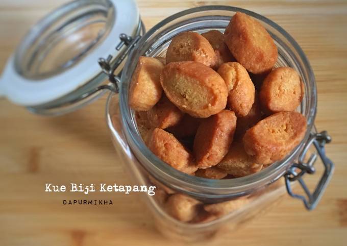 Kue Biji Ketapang