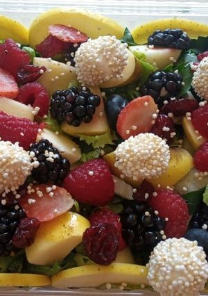 Una foto de Ensalada frutal