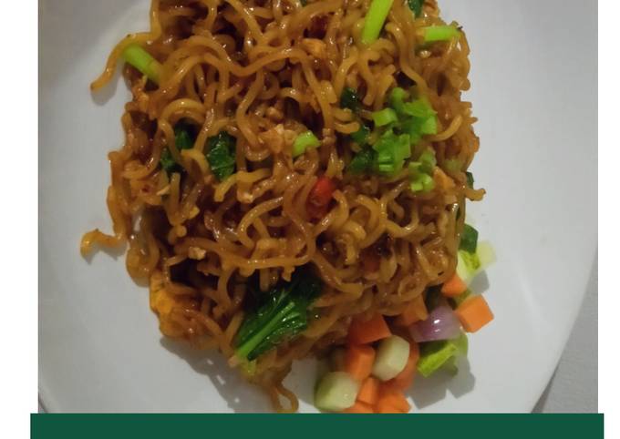 Mie goreng sakura pedas 🍜