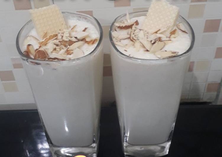 Step-by-Step Guide to Prepare Favorite ❤VANILLA WAFER MILK SHAKE❤