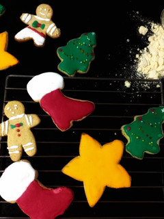Una foto de Galletas Navideñas de harina de Garbanzos, con miel y especias