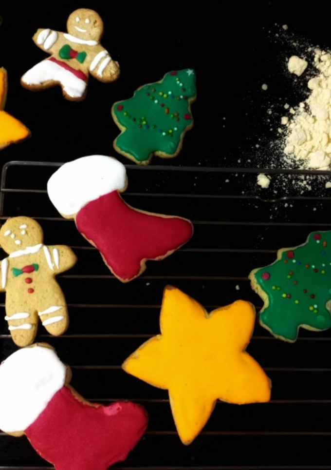 Una foto de Galletas Navideñas de harina de Garbanzos, con miel y especias