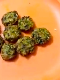 பாசிப்பருப்பு பட்டானி வாடை செய்முறை முக்கிய புகைப்படம்