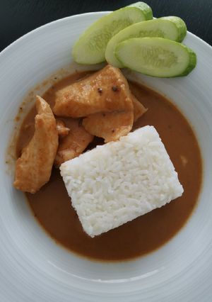 A picture of Fish curry.