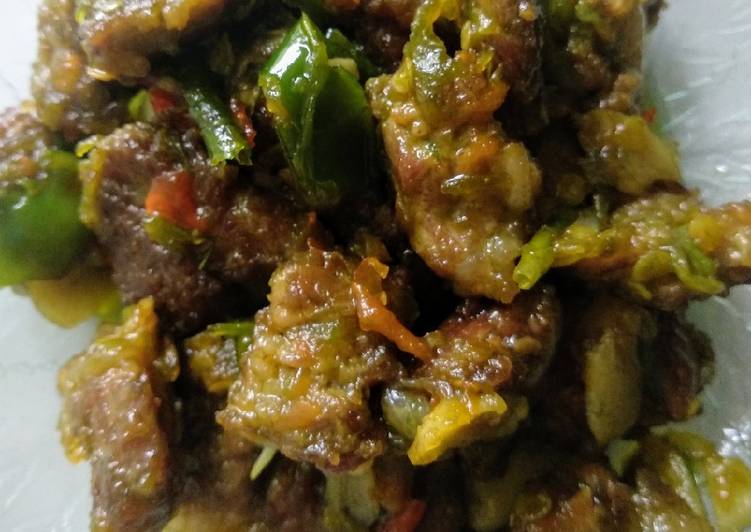 Daging balado sambal ijo