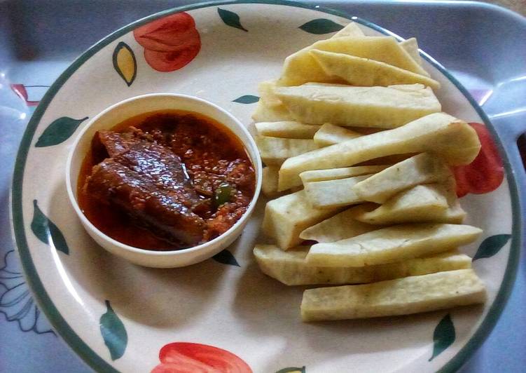 Recipe: Appetizing Yam Fingers and Ponmo Sauce This is A Recipe That Has Been Tested  From My Kitchen !!