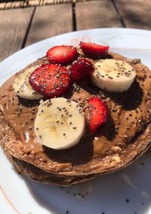 Φωτογραφία της συνταγής Pancakes βρώμης με τριμμένη κουβερτούρα🥞