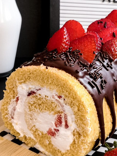Una foto de Brazo de reina de fresas y chocolate