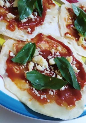 Una foto de Tortillas de Harina para Pizzitas