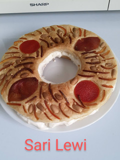 Una foto de Roscón de Reyes en Horno microondas (4 ingredientes)