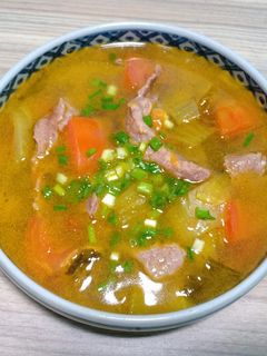 Hình của món Canh dưa cải chua gân bò.