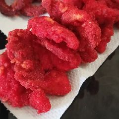 A picture of Cheetos Flamin Hot Fried Chicken.