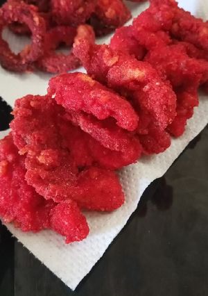 A picture of Cheetos Flamin Hot Fried Chicken.