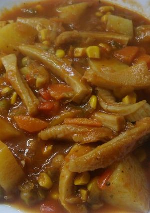 Una foto de Guiso de mondongo y verduras light y fácil!