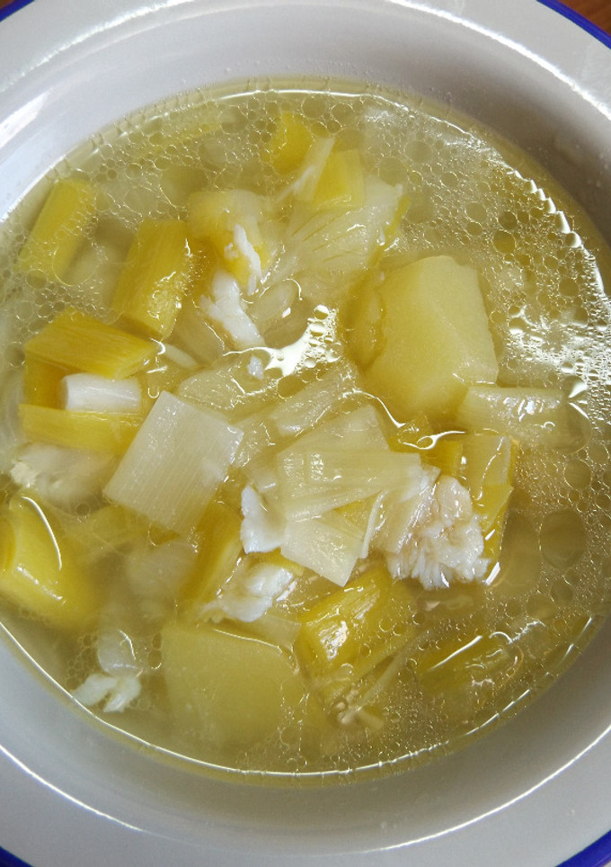 Una foto de Porrusalda con bacalao