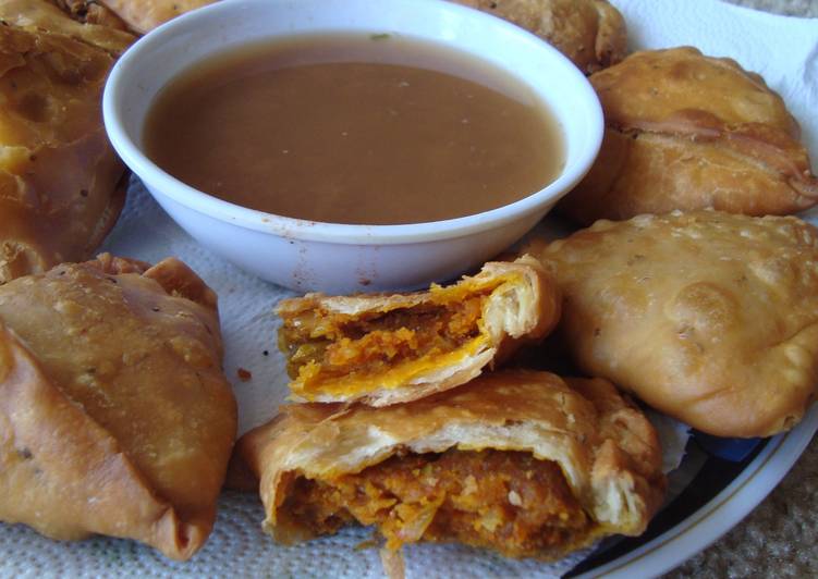 How to Prepare Award-winning Mini Onion Samosa