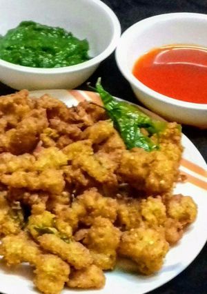 मूंग भजिया (Moong Bhajiya recipe in hindi) रेसिपी मुख्य फोटो