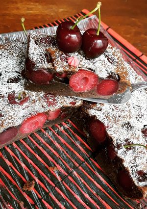 Une photo de ☆ Clafoutis Chocolat et Cerises☆