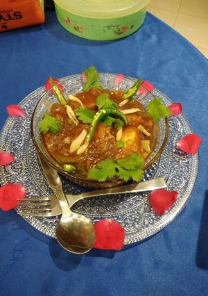 A picture of Paneer Manchurian gravy.