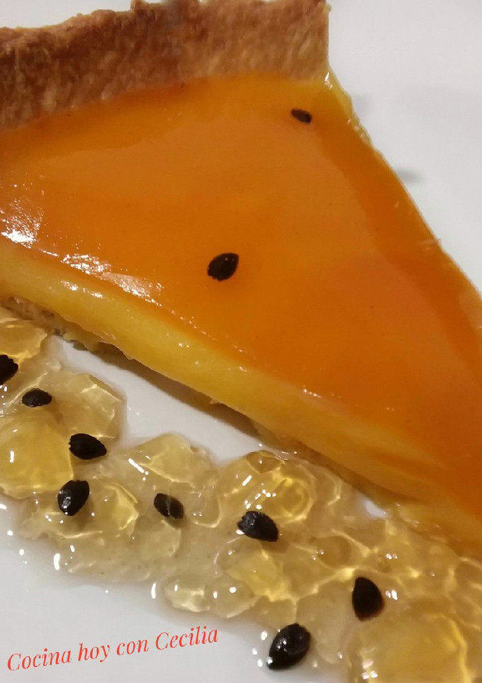 Una foto de Tarta de maracuyá