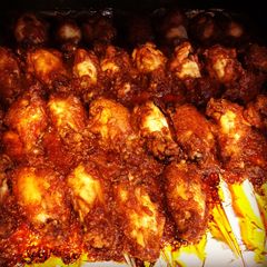 A picture of Baked Honey/Buffalo Barbecue Chicken Wings.
