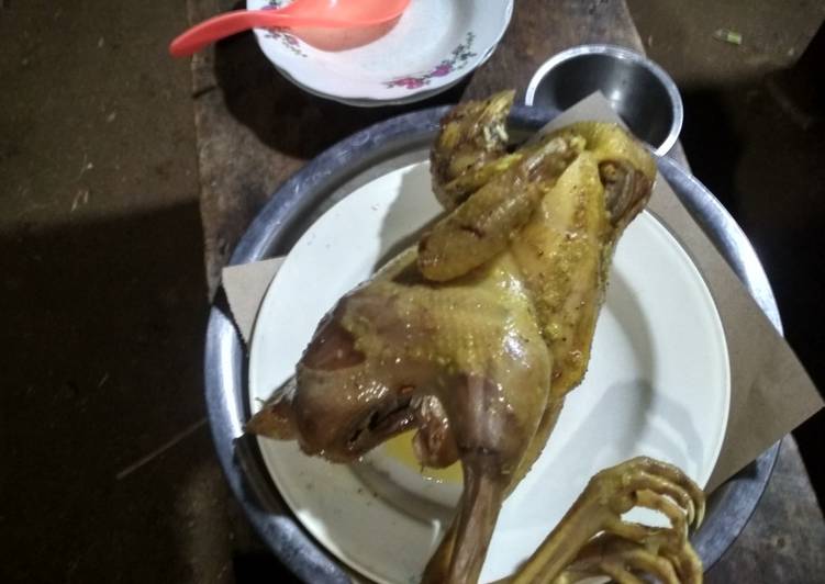 Cara mengolah Ingkung Khas Jawa Ayam Kampung, Enak Banget