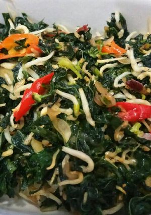 Foto resep Tumis Daun Singkong Teri