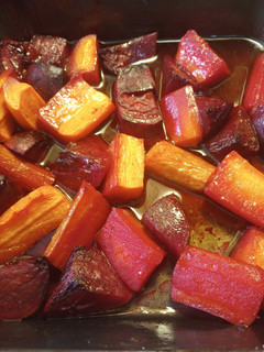 A picture of Carrots and Beets.