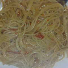 A picture of Fried spaghetti.