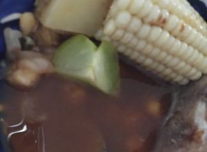 Una foto de Cocido estilo Jalisco (Caldo de Res)