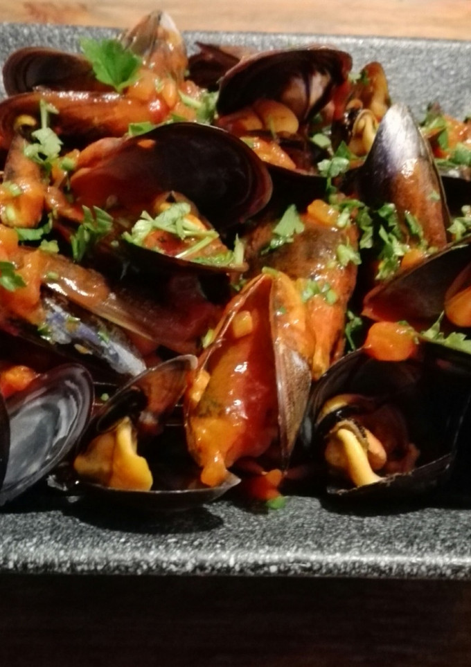 Una foto de Mejillones a la provenzal