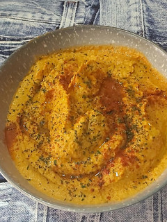 Una foto de Hummus de pimientos del piquillo
