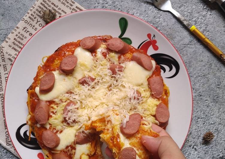 Langkah Mudah untuk Membuat Fritatta Spaghetti (Topping Pizza), Bisa Manjain Lidah