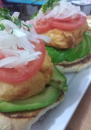 Una foto de Sánguche de Pescada
