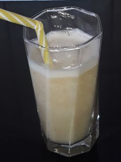 Φωτογραφία της συνταγής Smoothie ανανά ♡ μπανάνα