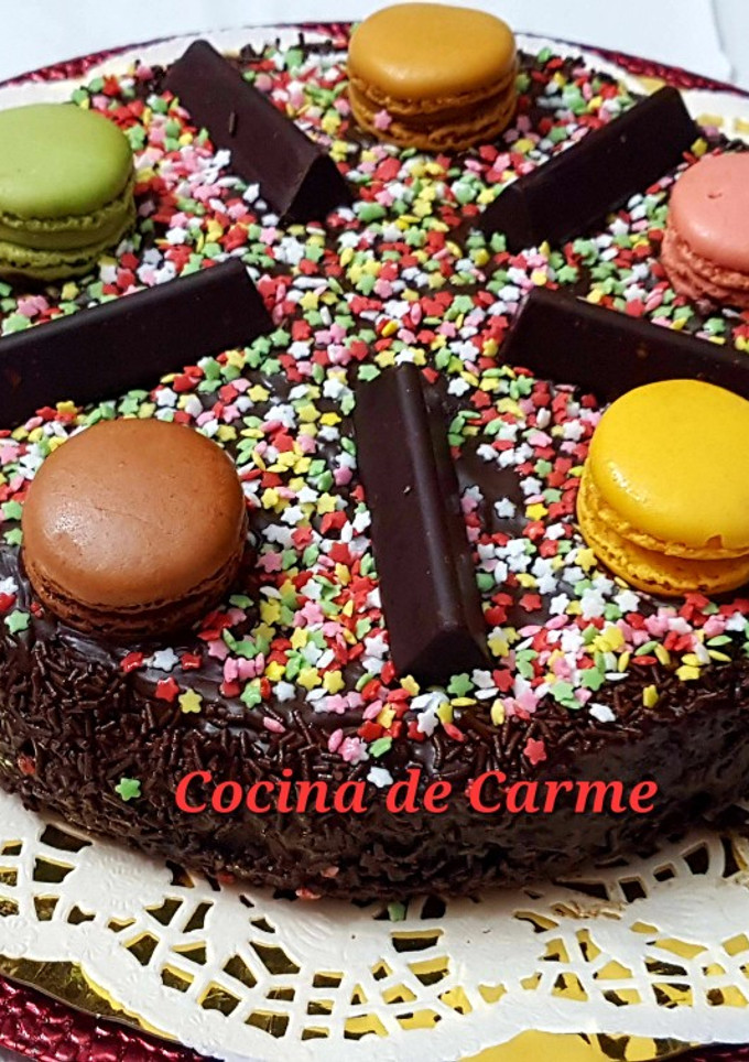 Una foto de Tarta de celebración