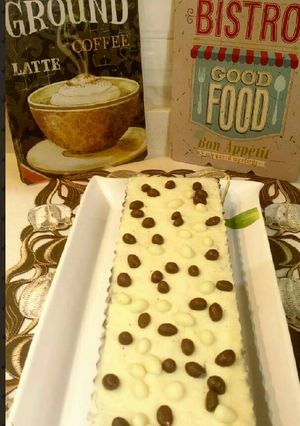 Una foto de Tarta de oreo y chocolate blanco